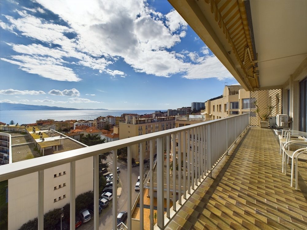 Vente Appartement à Ajaccio 5 pièces