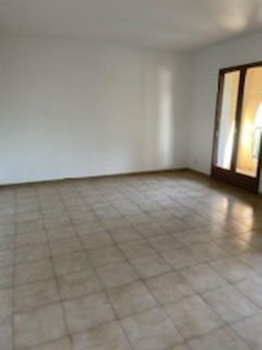 Location Appartement à Venzolasca 3 pièces