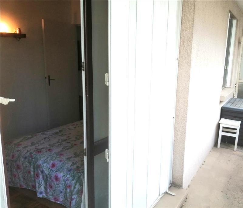 Location Appartement à Paris Buttes-Chaumont 19e arrondissement 2 pièces