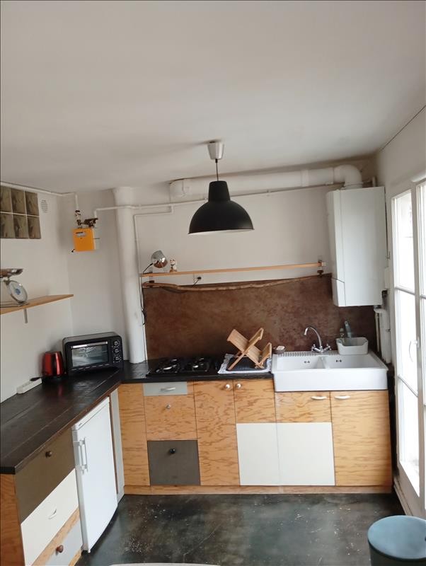 Location Appartement à Paris Entrepôt 10e arrondissement 2 pièces