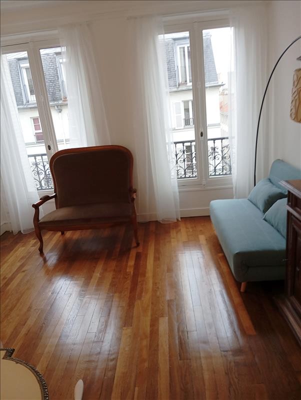 Location Appartement à Paris 3 pièces