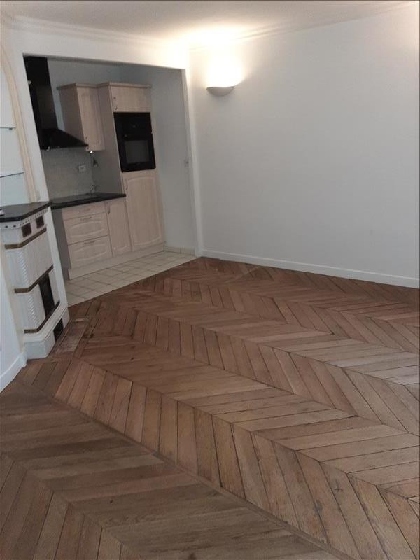 Location Appartement à Paris Opéra 9e arrondissement 3 pièces