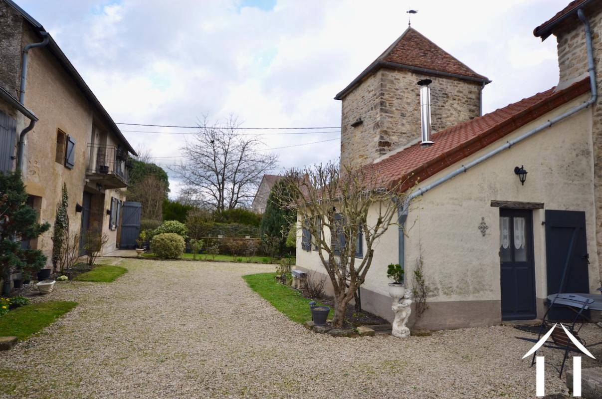 Vente Maison à Vézelay 9 pièces