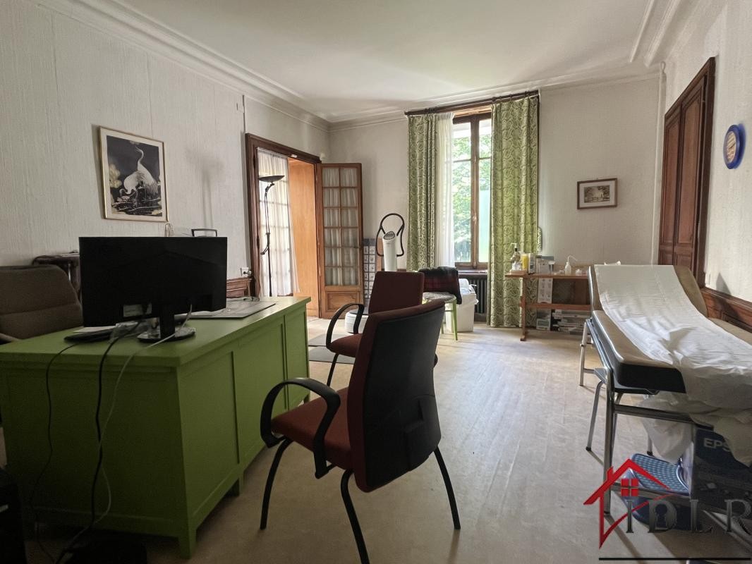 Vente Maison à Bourbonne-les-Bains 12 pièces