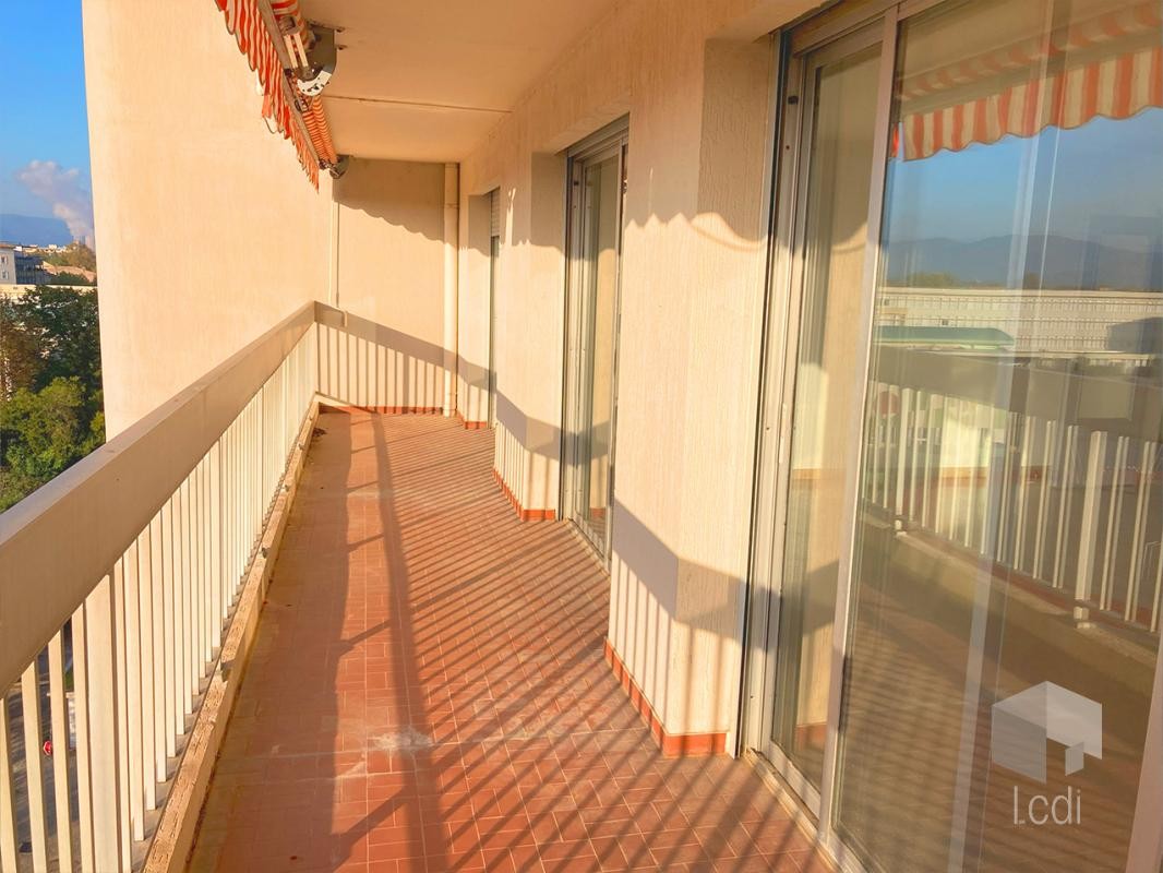 Vente Appartement à Montélimar 5 pièces