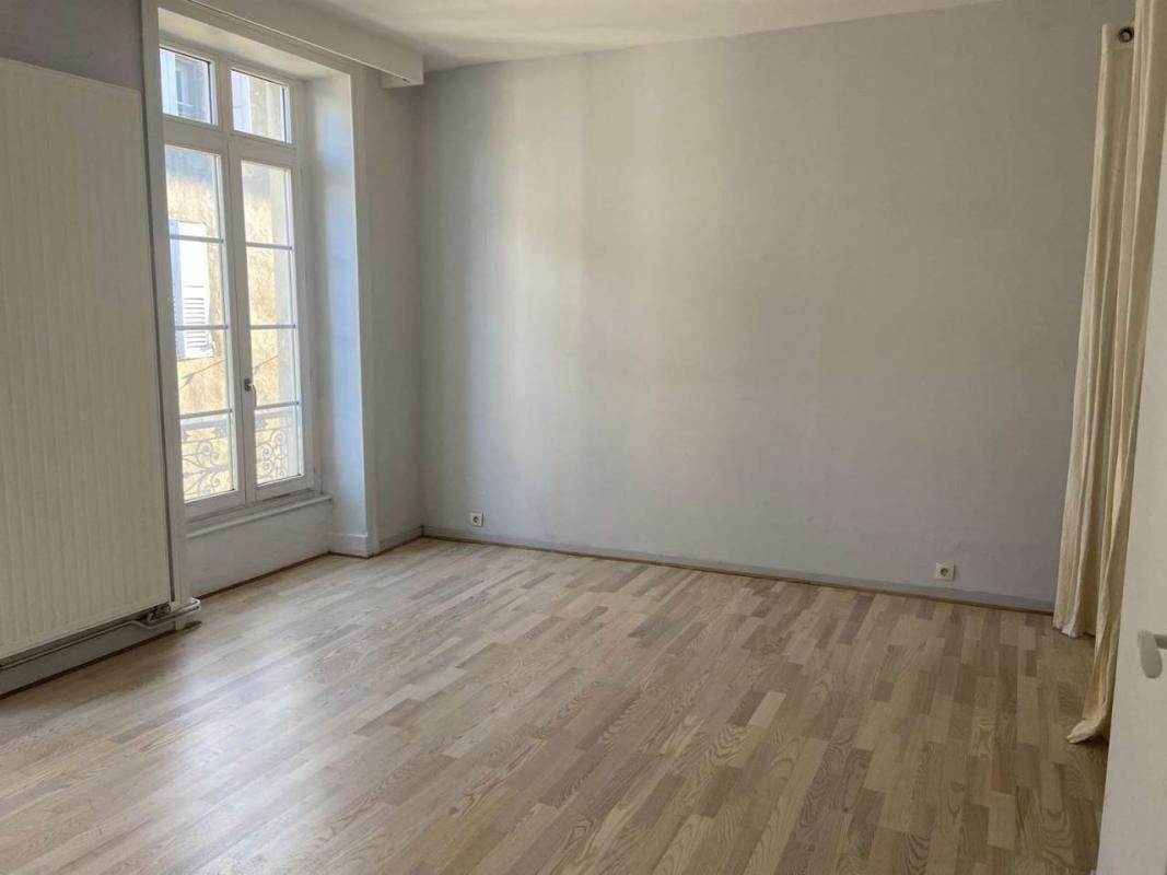 Vente Appartement à Tournon-sur-Rhône 3 pièces