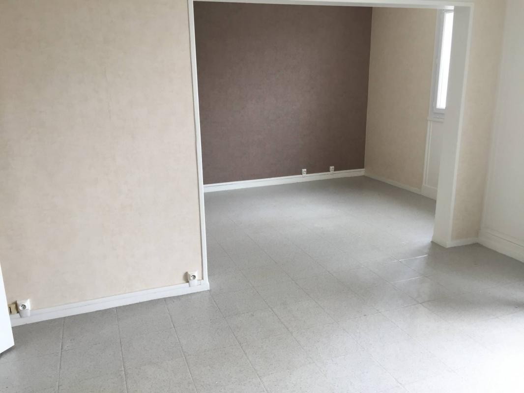 Location Appartement à Tillières-sur-Avre 4 pièces