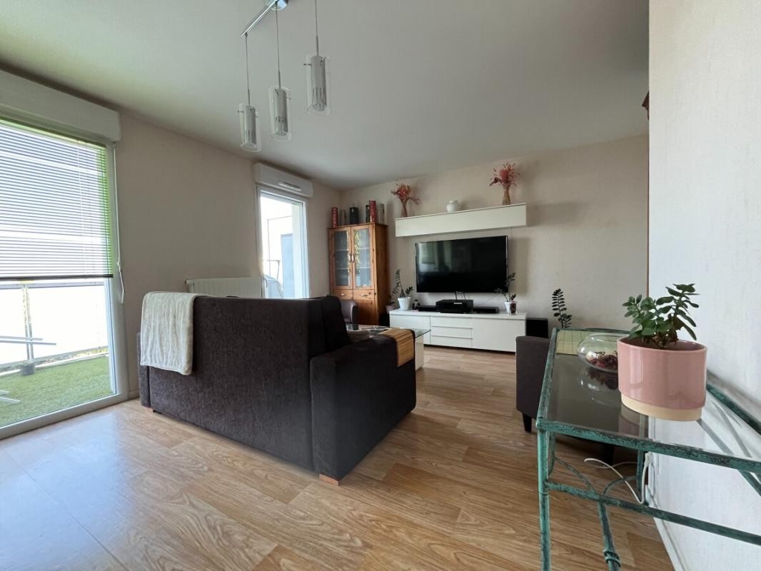 Vente Appartement à Saint-Jacques-de-la-Lande 4 pièces