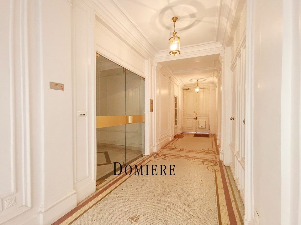 Vente Appartement à Paris Batignolles-Monceaux 17e arrondissement 2 pièces