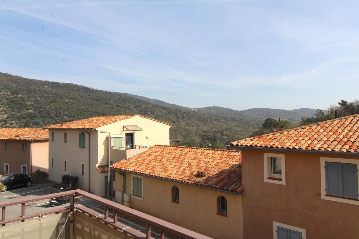 Vente Appartement à Grimaud 4 pièces