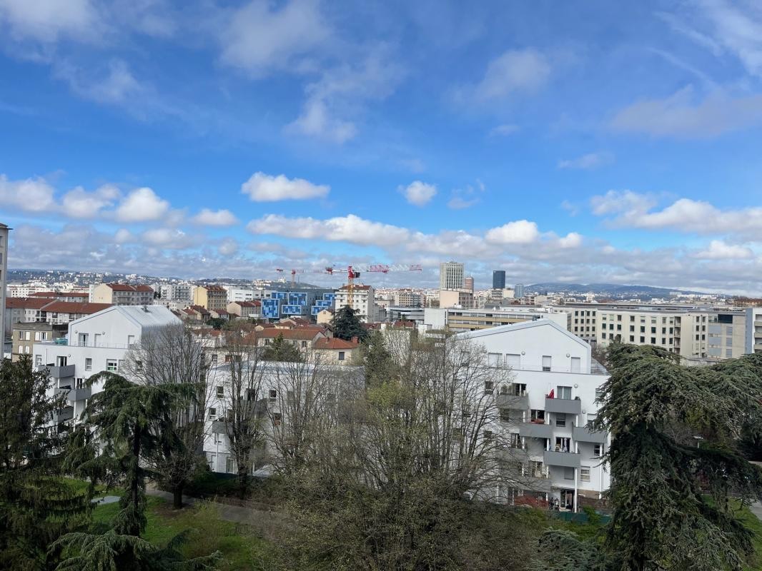 Vente Appartement à Lyon 8e arrondissement 3 pièces