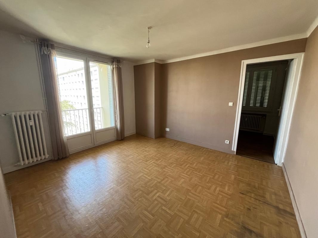 Vente Appartement à Lyon 8e arrondissement 3 pièces