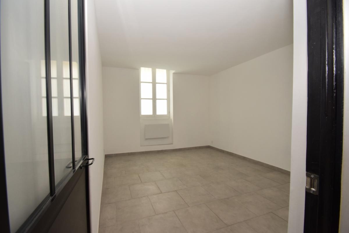 Vente Appartement à Cadenet 5 pièces