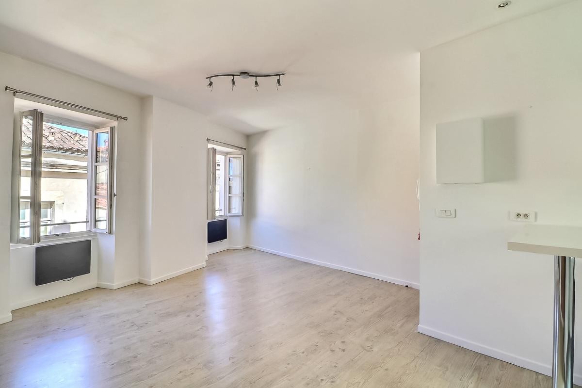 Location Appartement à Nîmes 2 pièces