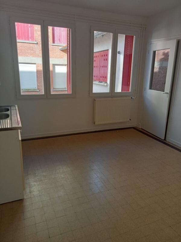 Location Appartement à Huriel 3 pièces