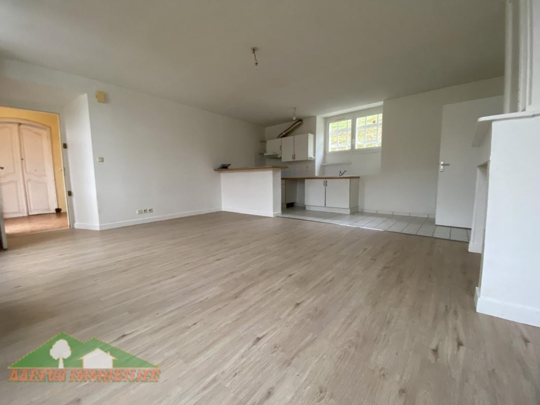 Location Appartement à Villeneuve-de-Rivière 2 pièces