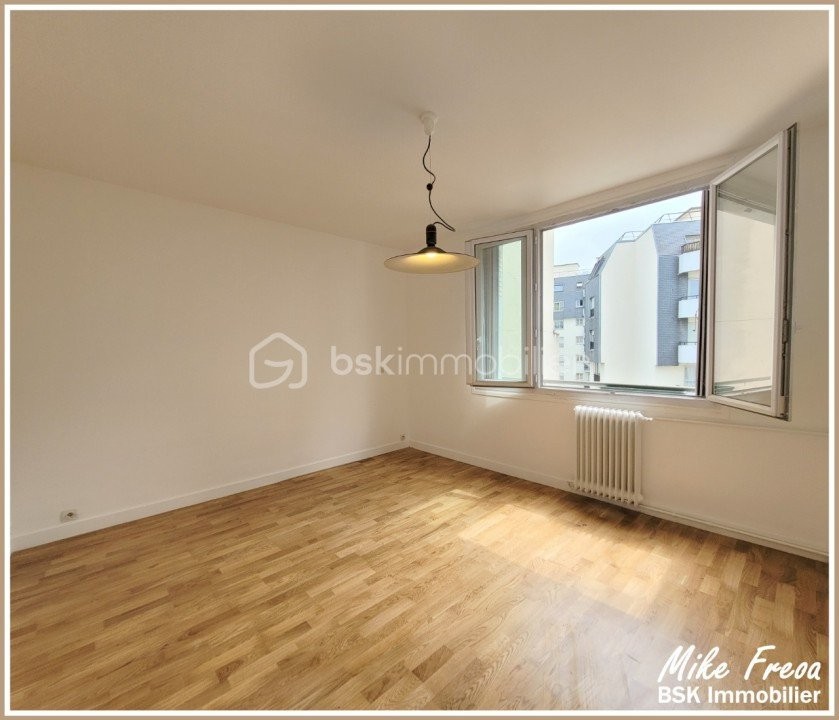 Vente Appartement à Paris Ménilmontant 20e arrondissement 4 pièces