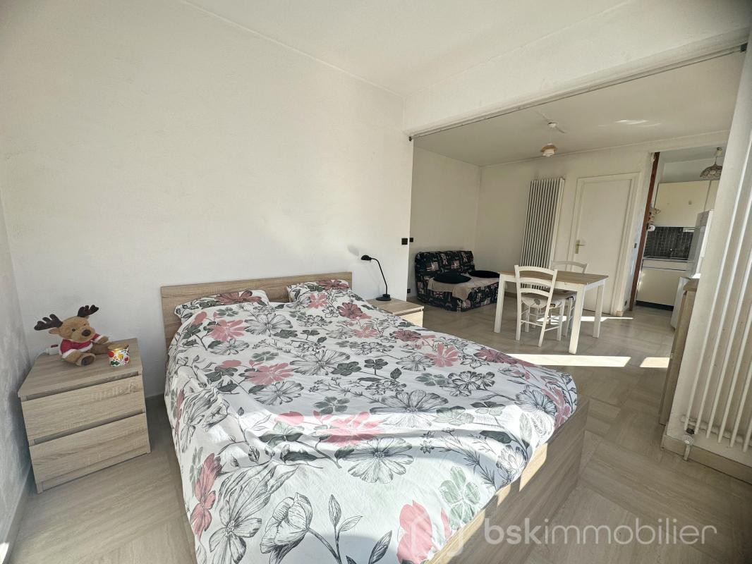 Vente Appartement à Hyères 1 pièce