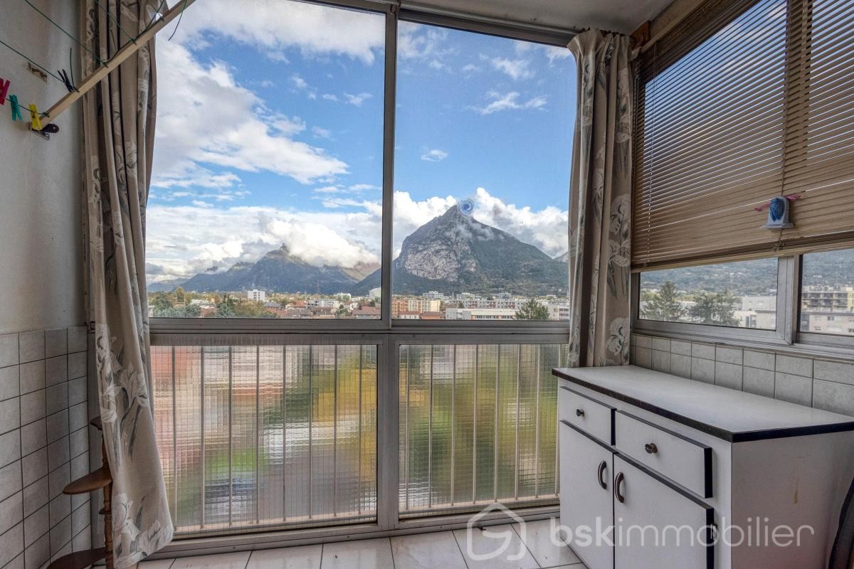 Vente Appartement à Fontaine 5 pièces