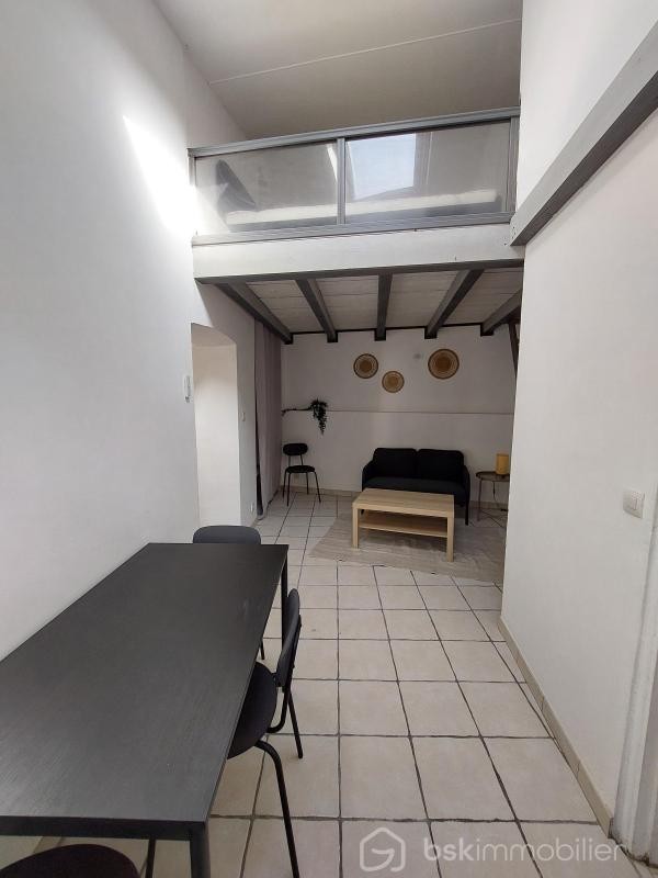 Location Appartement à Hyères 2 pièces