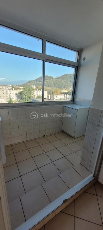 Vente Appartement à Saint-Martin-d'Hères 4 pièces