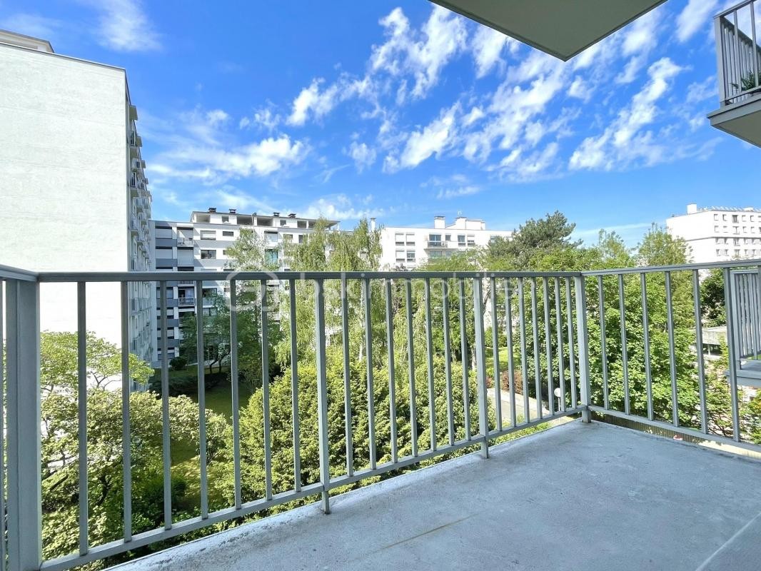 Vente Appartement à Courbevoie 1 pièce