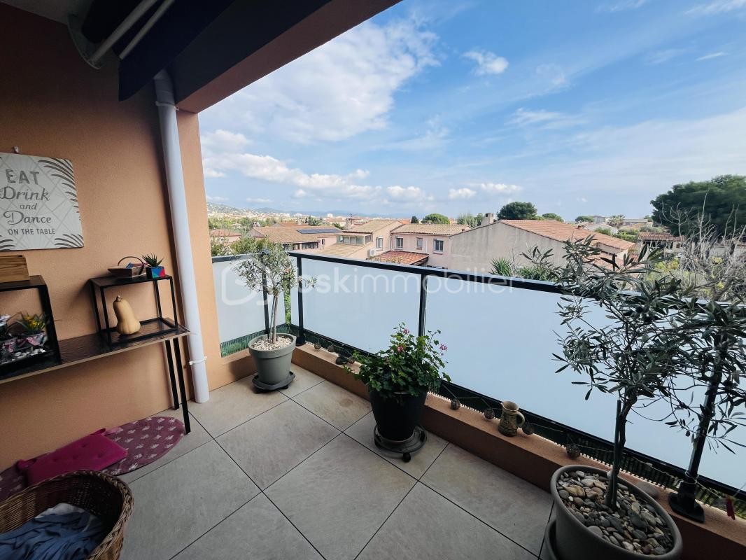 Vente Appartement à Hyères 2 pièces