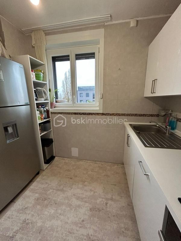 Vente Appartement à Saint-Jean-de-la-Ruelle 3 pièces