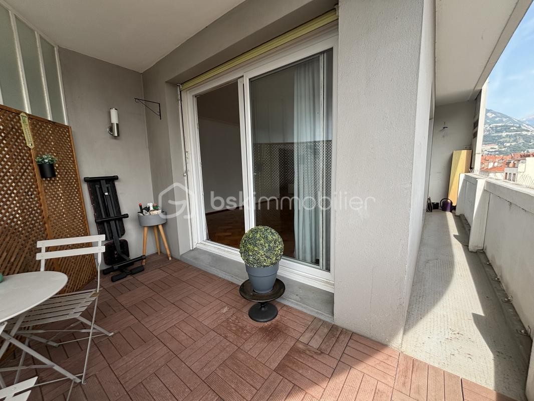 Vente Appartement à Grenoble 3 pièces