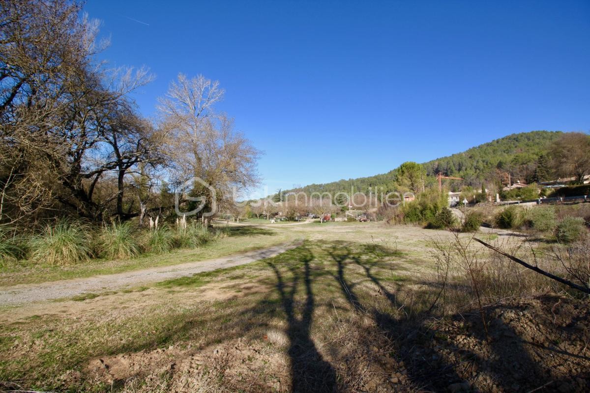 Vente Terrain à Salernes 0 pièce