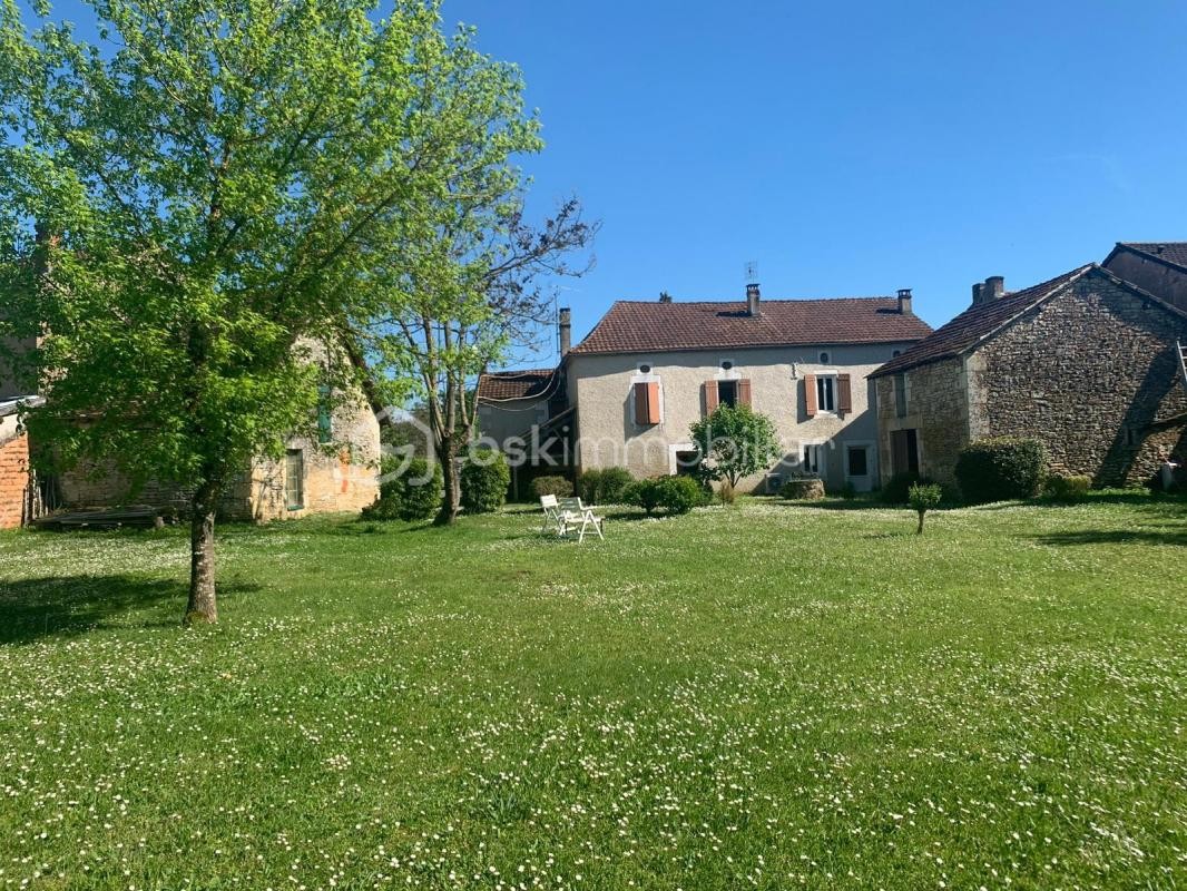 Vente Maison à Savignac-les-Églises 7 pièces