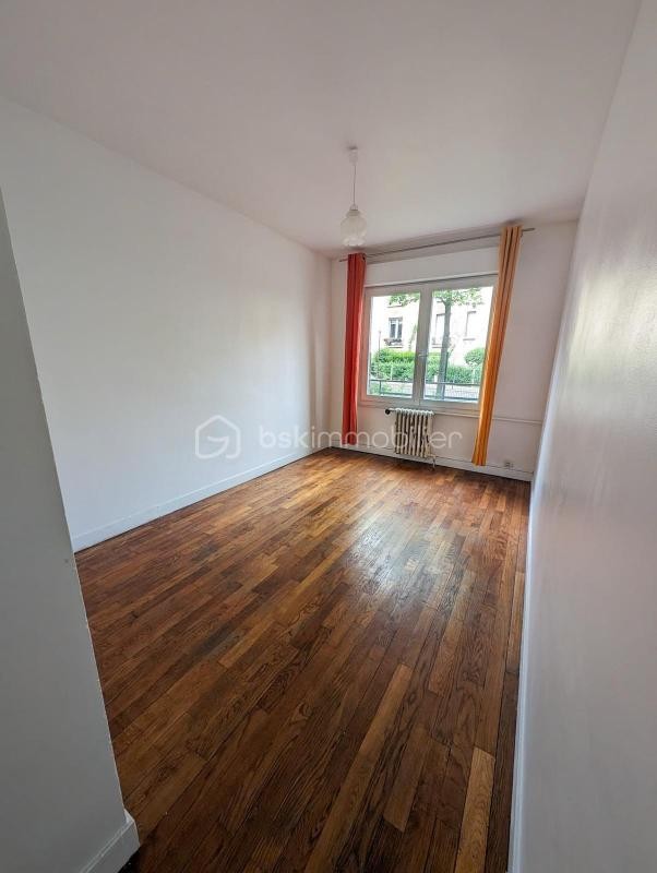 Vente Appartement à les Lilas 4 pièces