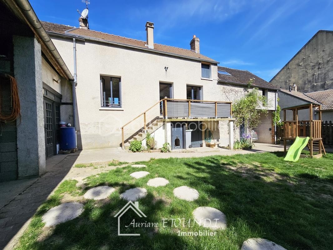 Vente Maison à Villeneuve-la-Guyard 5 pièces