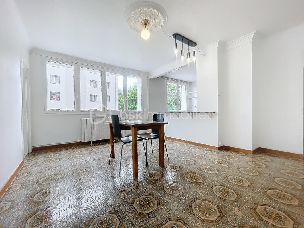 Vente Appartement à Fontaine 4 pièces