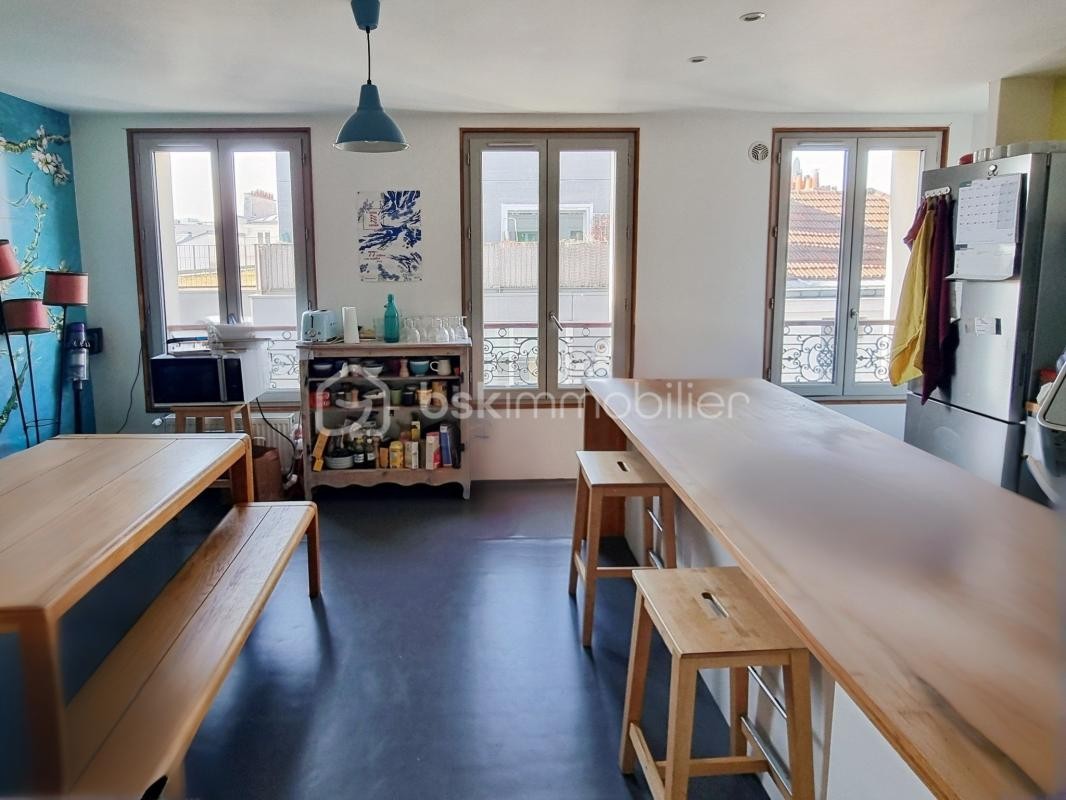 Vente Appartement à Paris Buttes-Chaumont 19e arrondissement 7 pièces