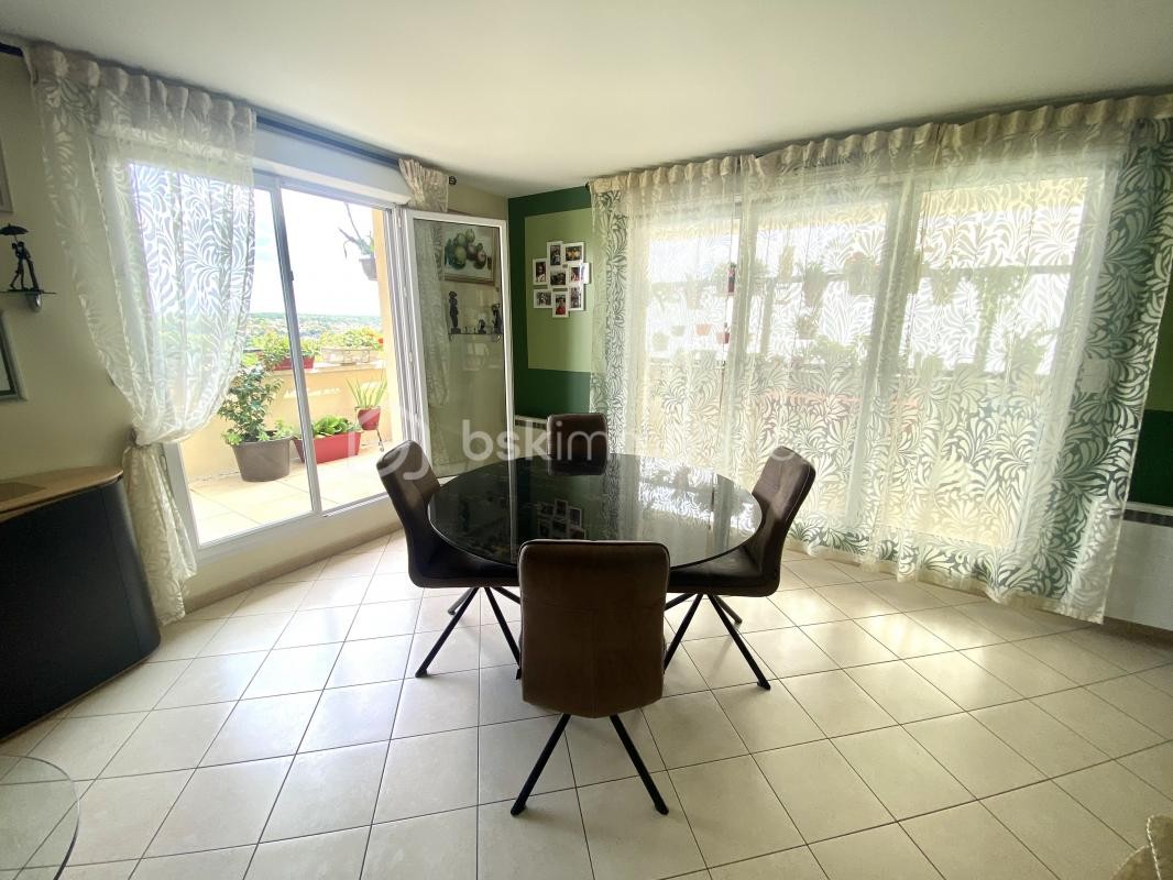 Vente Appartement à Corbeil-Essonnes 4 pièces