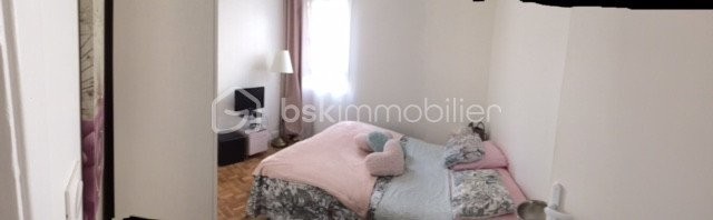 Vente Appartement à Paris Buttes-Chaumont 19e arrondissement 4 pièces