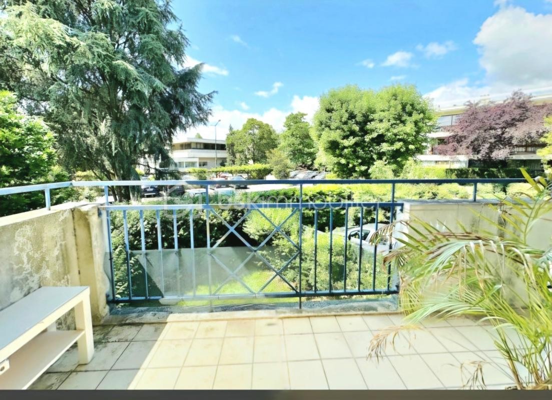 Vente Appartement à le Chesnay 2 pièces