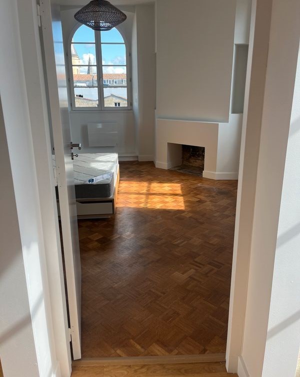 Location Appartement à Bordeaux 3 pièces