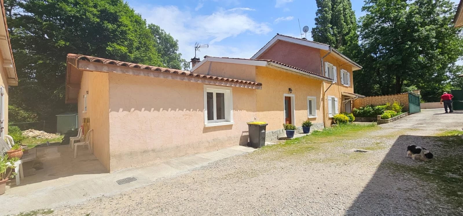 Vente Maison à Chalamont 20 pièces