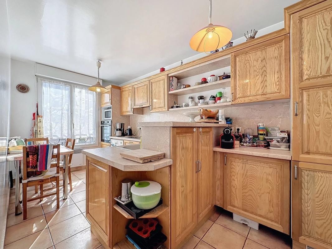 Vente Appartement à Paris Ménilmontant 20e arrondissement 4 pièces