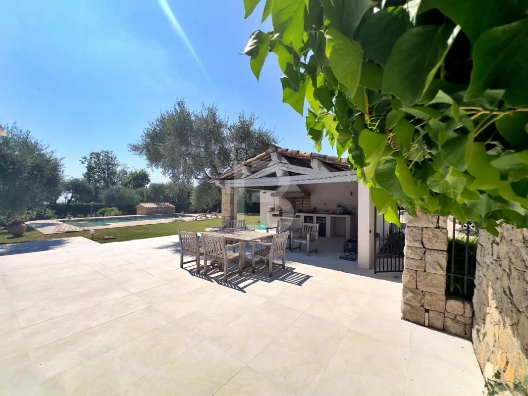 Vente Maison à Châteauneuf-Grasse 6 pièces