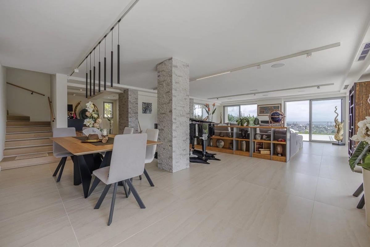 Vente Maison à Vallauris 7 pièces