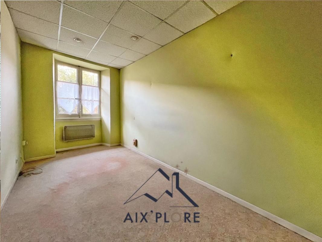 Vente Appartement à Saint-Genix-sur-Guiers 9 pièces