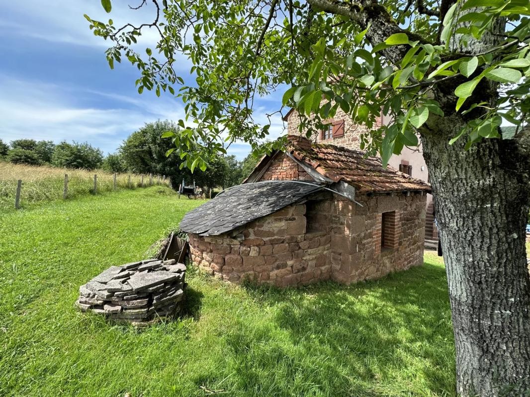 Vente Maison à Saint-Christophe-Vallon 6 pièces