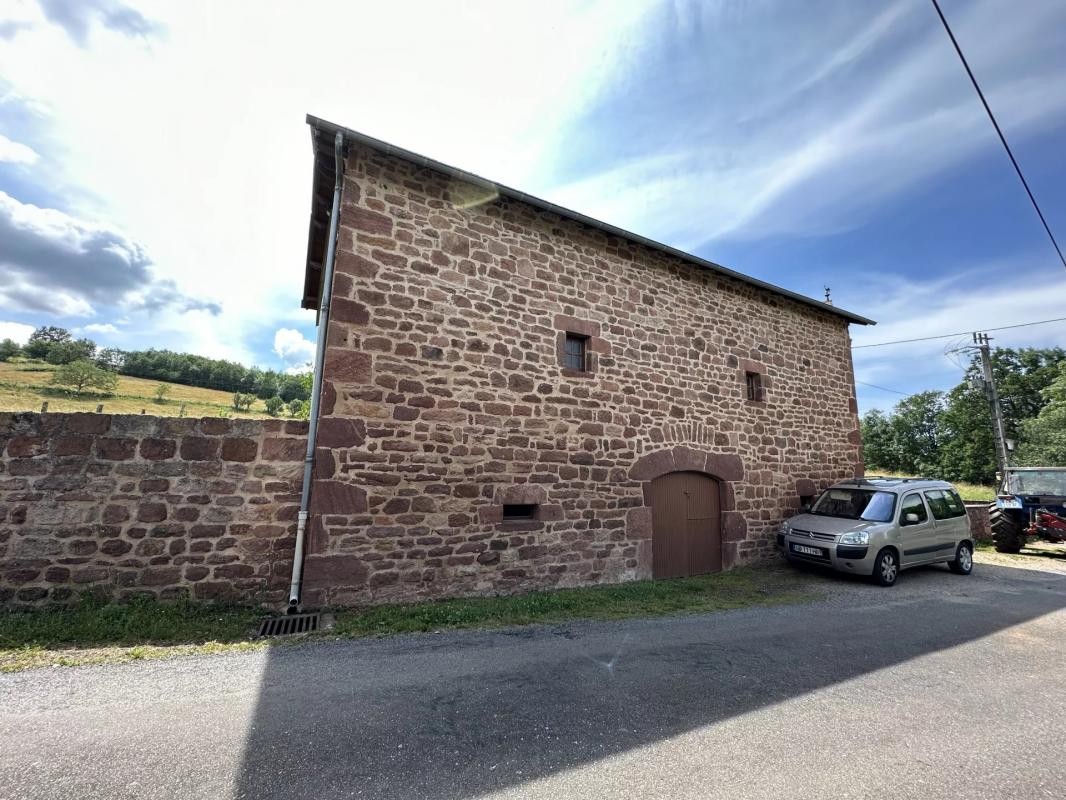 Vente Maison à Saint-Christophe-Vallon 6 pièces