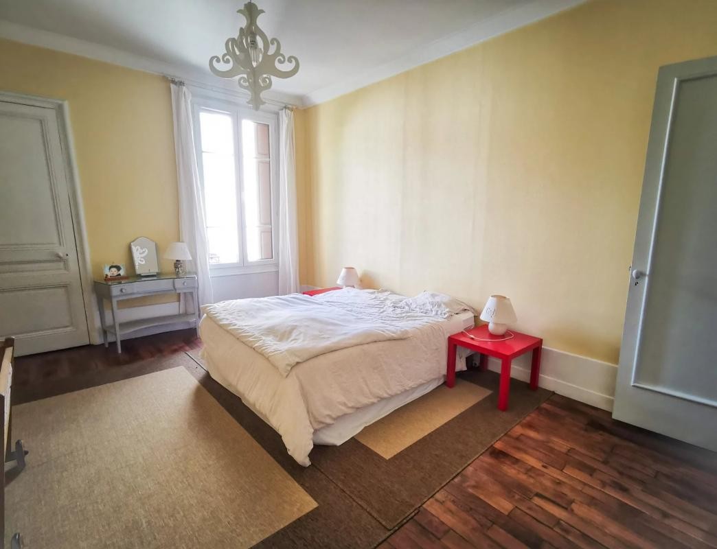 Vente Appartement à Saint-Étienne 6 pièces