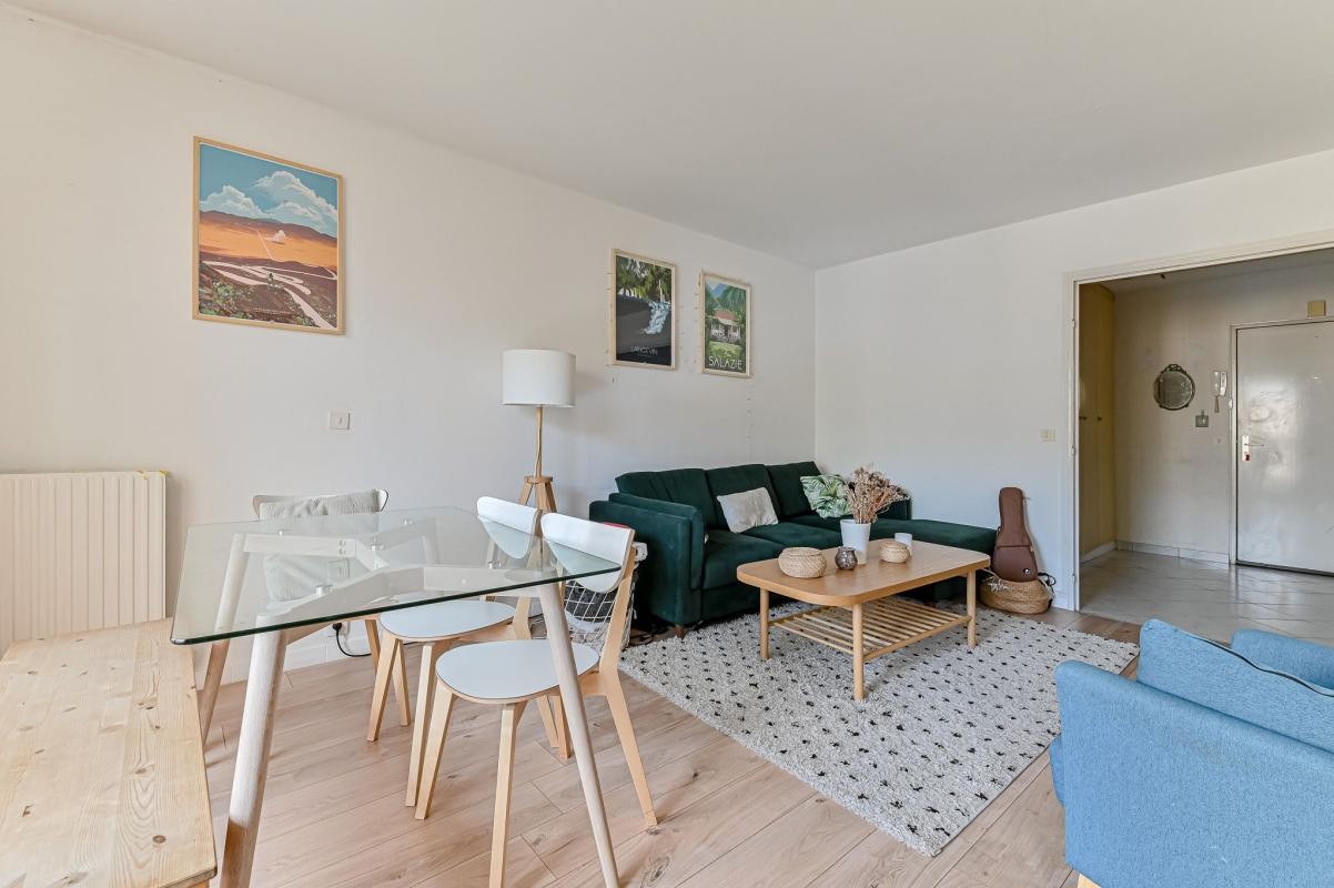 Vente Appartement à Paris Ménilmontant 20e arrondissement 3 pièces