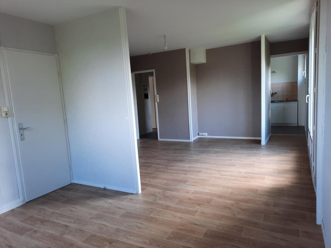 Location Appartement à la Châtre 5 pièces