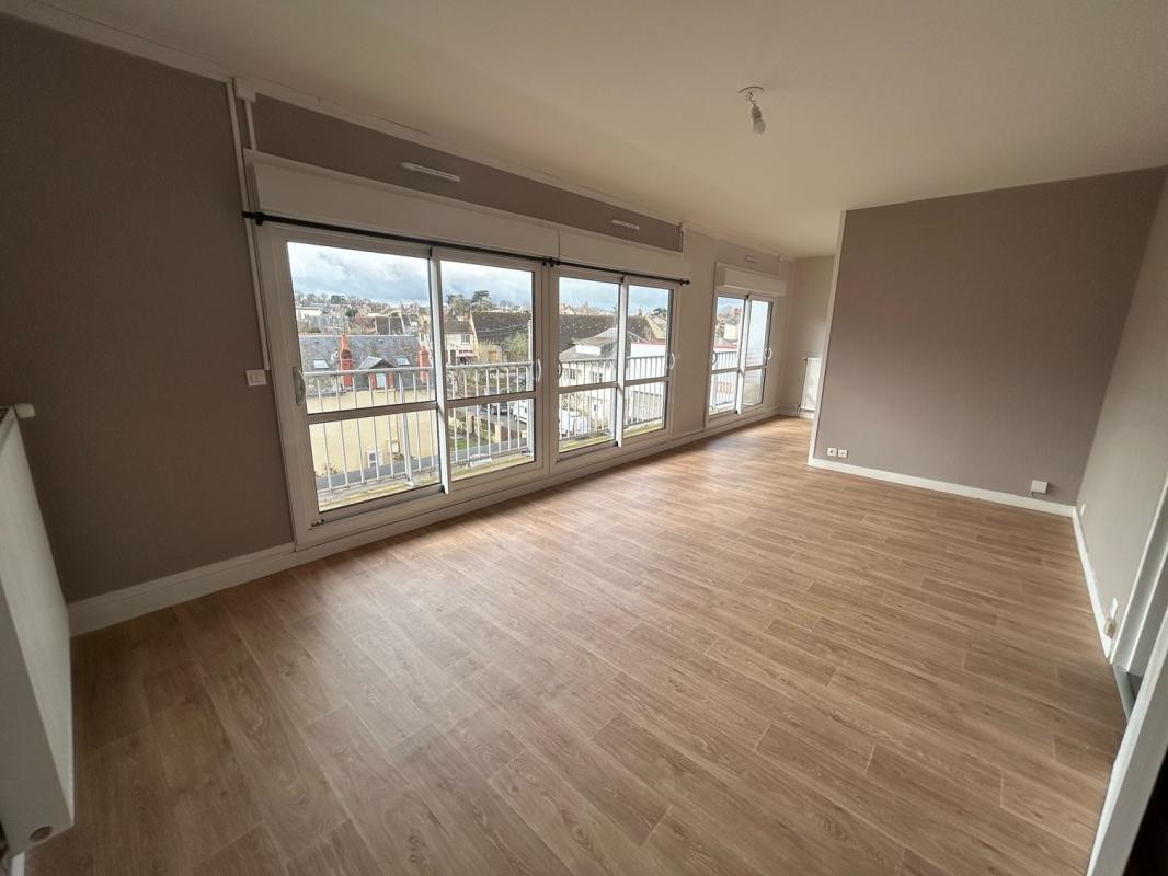 Location Appartement à la Châtre 5 pièces